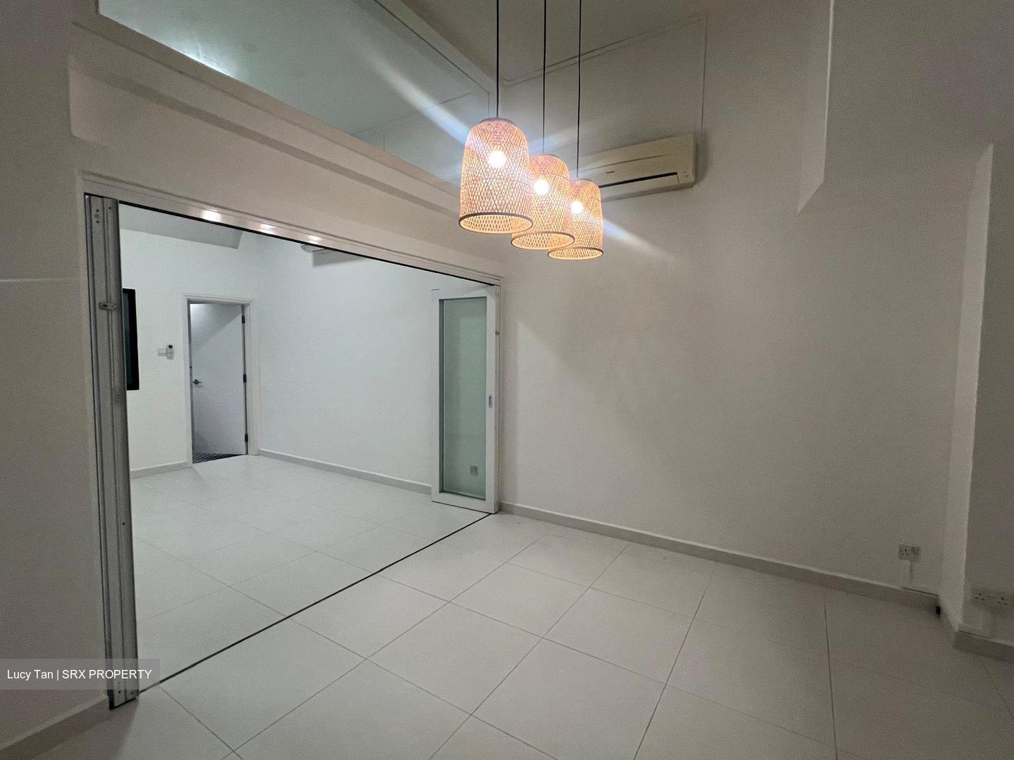 Fernhill Road (D10), Terrace #469017691